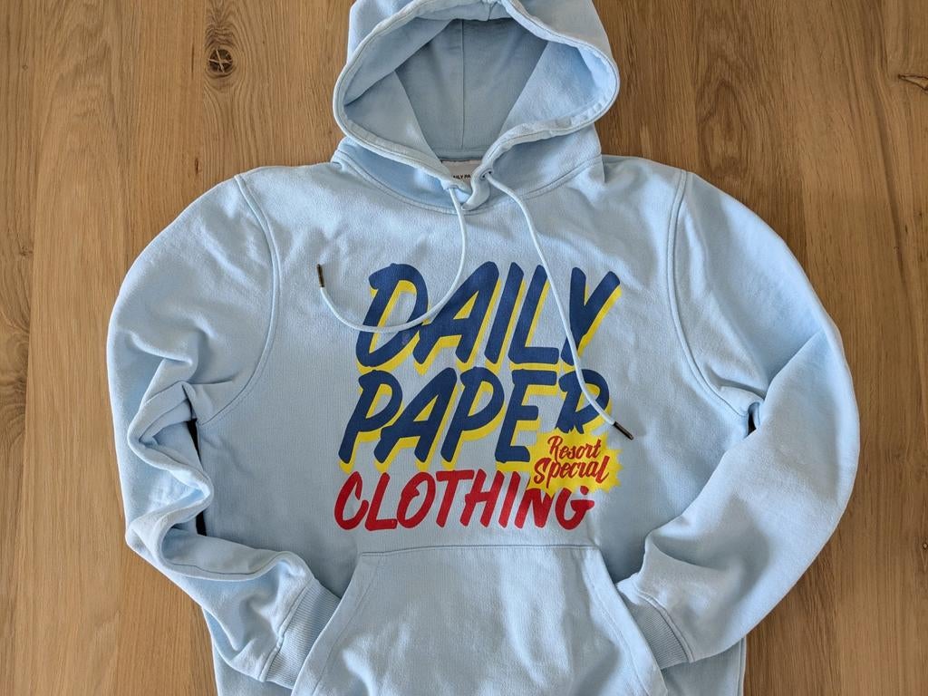 Hoodie merk Daily Paper, lichtblauw, XS, Kinderen en Baby's, Ophalen of Verzenden, Zo goed als nieuw, Jongen of Meisje