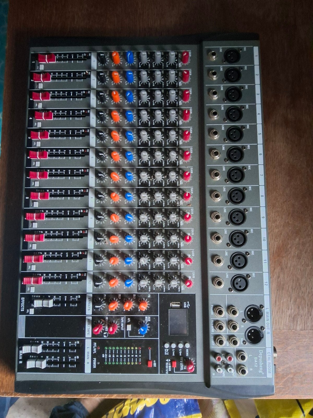 Depusheng 12-kanaals mixer - Zo goed als nieuw, Muziek en Instrumenten, Ophalen, Zo goed als nieuw, 10 tot 20 kanalen, Microfooningang