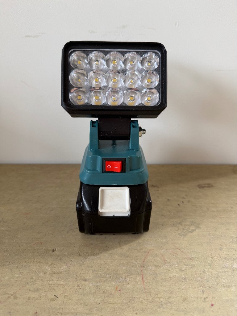 Draagbare werklamp | Geschikt voor LXT 18v | 15LED | Nieuw!, Doe-het-zelf en Verbouw, Ophalen of Verzenden, Nieuw, Minder dan 50 watt