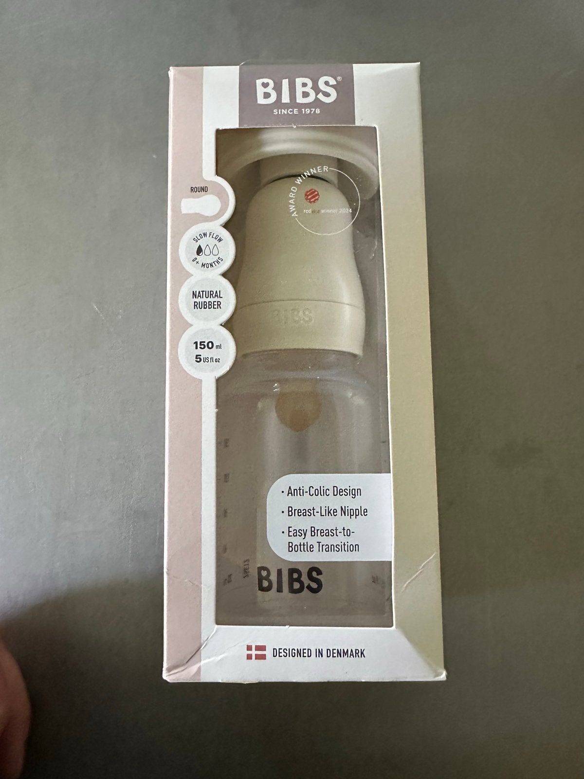 Beige BIBS Babyfles 150ml - Anti-koliek design, natuurrubber, Kinderen en Baby's, Ophalen of Verzenden, Nieuw, Babyfles, Overige merken