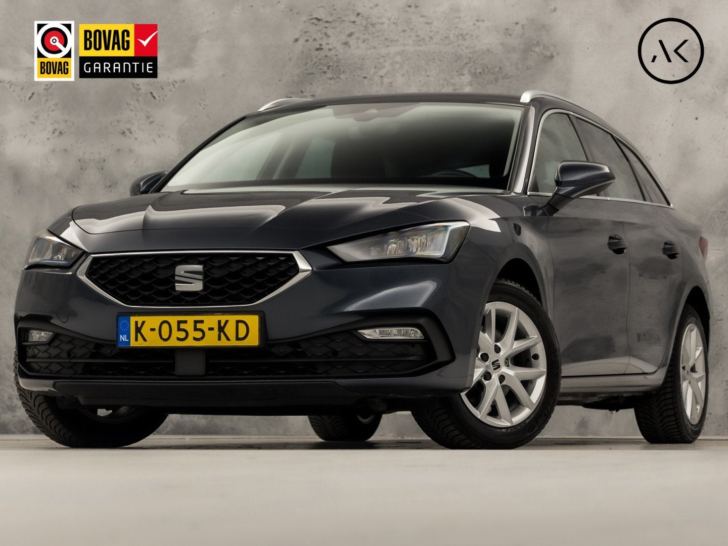 SEAT Leon 1.5 TSI Sport (4 CILINDER, APPLE CARPLAY, GROOT NA, Voorwielaandrijving, 12 maanden, Stof, 4 cilinders