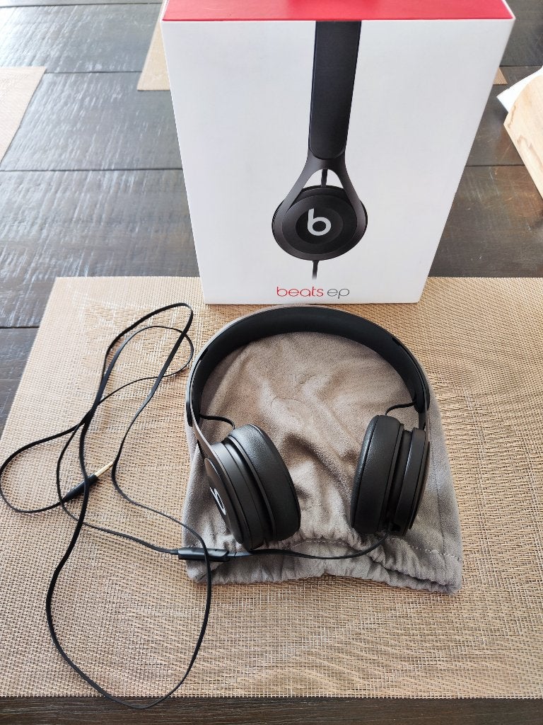 Beats EP black, Beats, Ophalen of Verzenden, Zo goed als nieuw, Over-ear