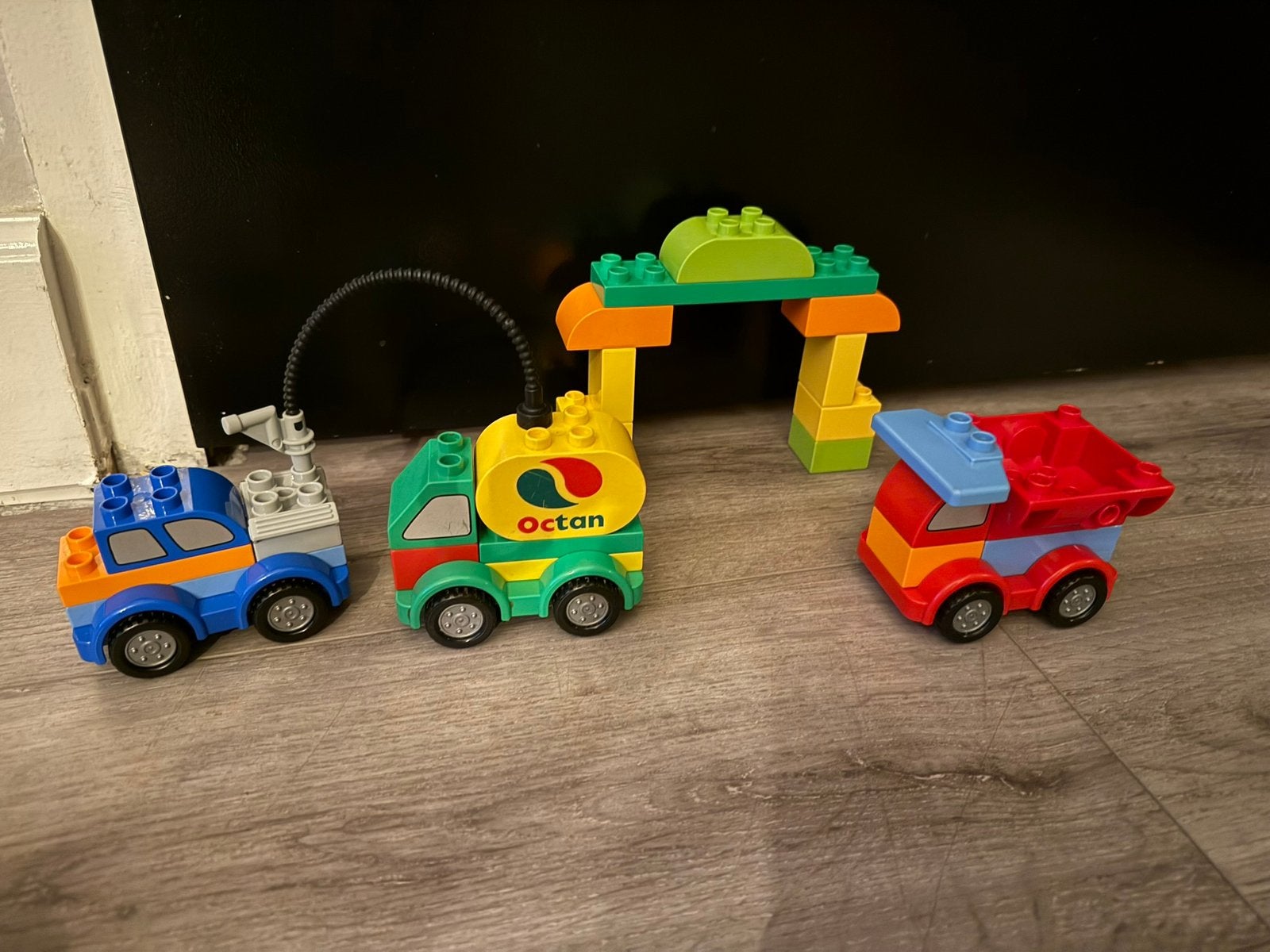 LEGO Duplo auto's - Diverse voertuigen voor peuters, Ophalen of Verzenden, Zo goed als nieuw