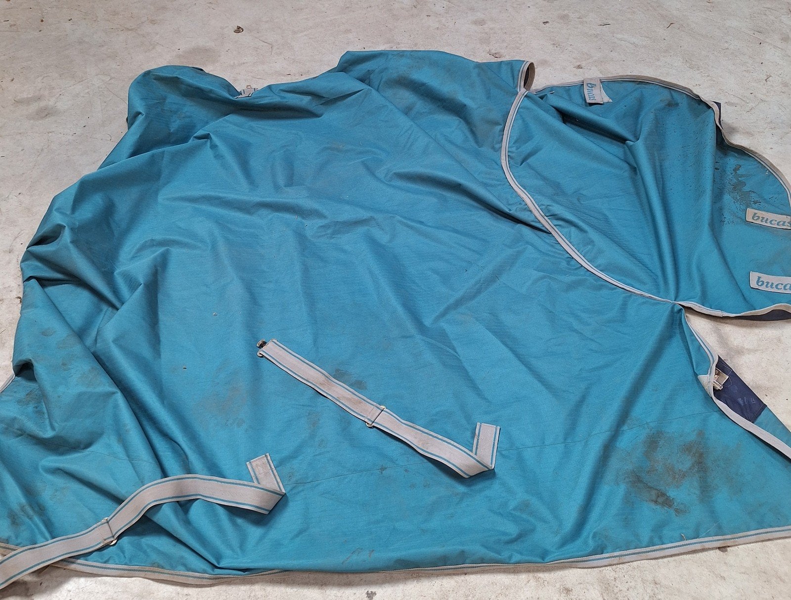 Outdoor Bucas regendeken, Ophalen, Gebruikt
