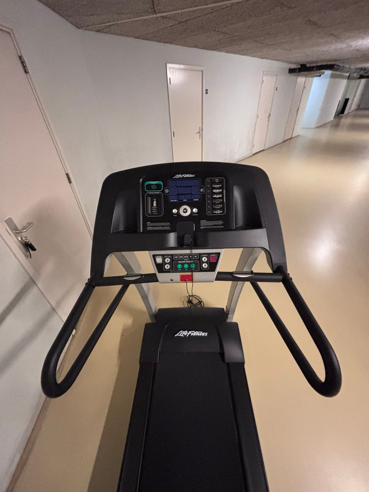 Life Fitness loopband F3 / FTR, Ophalen, Zo goed als nieuw