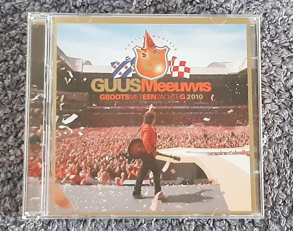 Guus Meeuwis - Groots Met Een Zachte G 2010 (2CD), Cd's en Dvd's, Ophalen of Verzenden, Zo goed als nieuw, Boxset
