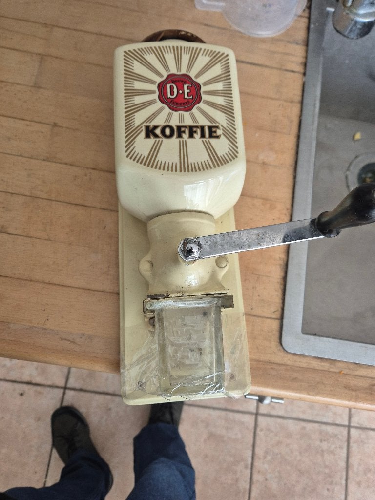 koffiemolen retro Douwe Egberts d e koffie molen zie foto, Ophalen