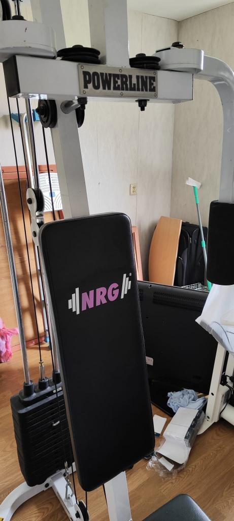 Fitness apparaat powerline NRG, Sport en Fitness, Ophalen, Benen, Krachtstation, Zo goed als nieuw