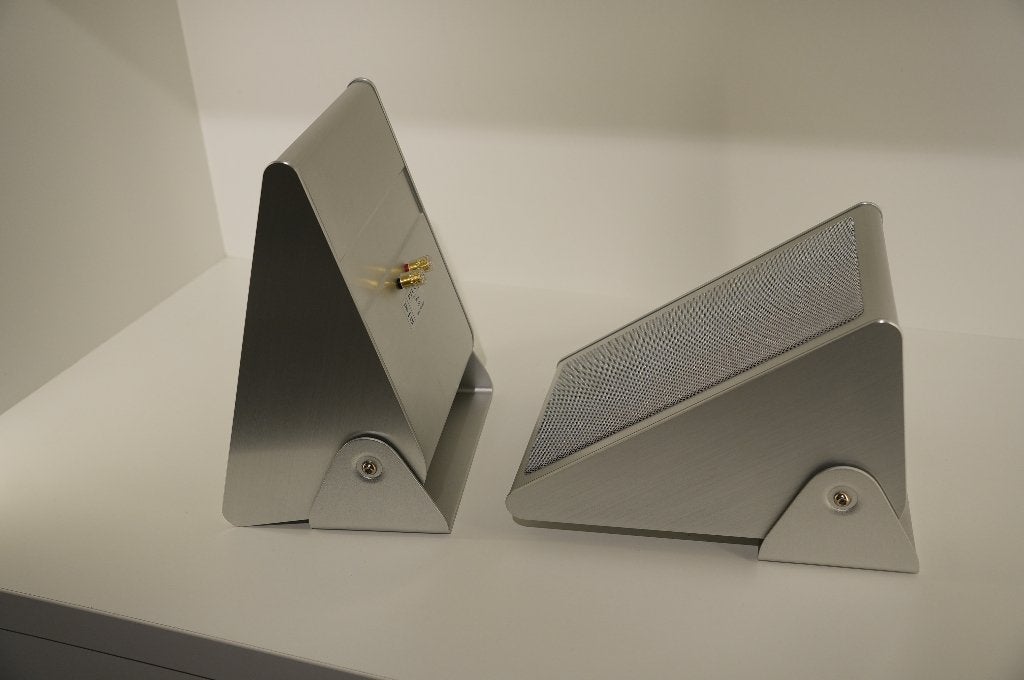 Piega ap 1.2 speakers luidsprekers, alu, Ex-Demo, Audio, Tv en Foto, Overige merken, Gebruikt, Inclusief muurbeugels, Ophalen of Verzenden