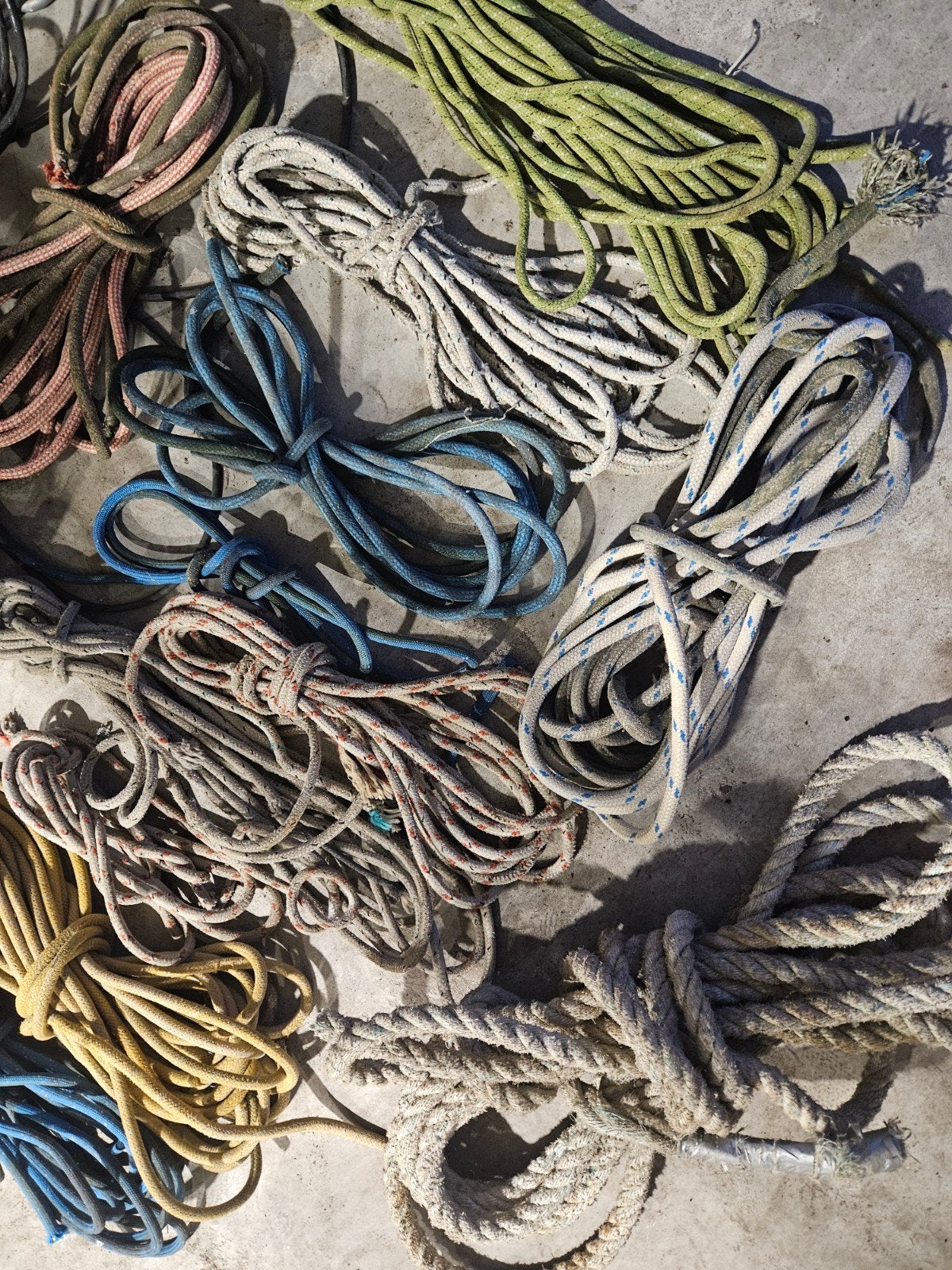 Diverse partij touwen en lijnen voor boot of klus, Watersport en Boten, Accessoires en Onderhoud, Ophalen, Gebruikt, Lijn of Blok