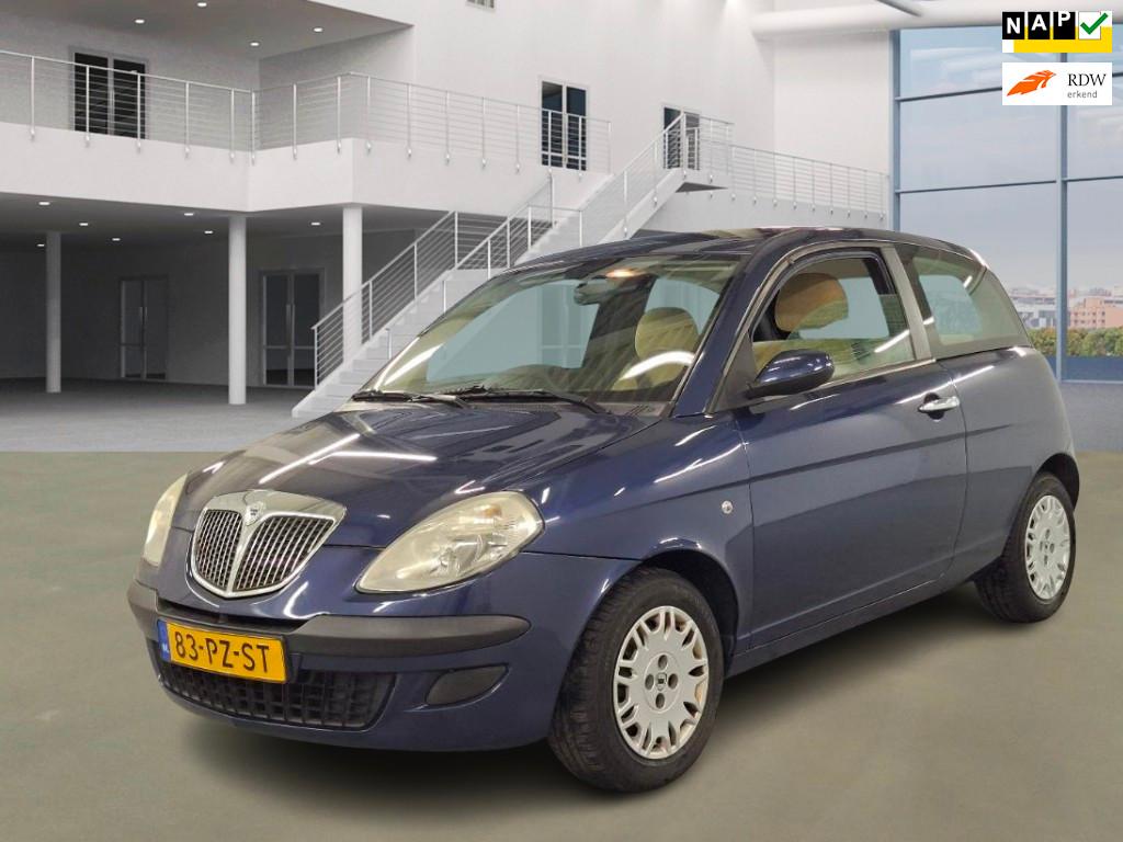 Lancia Ypsilon 1.4-16V Argento, Auto's, Lancia, Bedrijf, Te koop, Ypsilon, ABS, Airbags, Airconditioning, Boordcomputer, Centrale vergrendeling