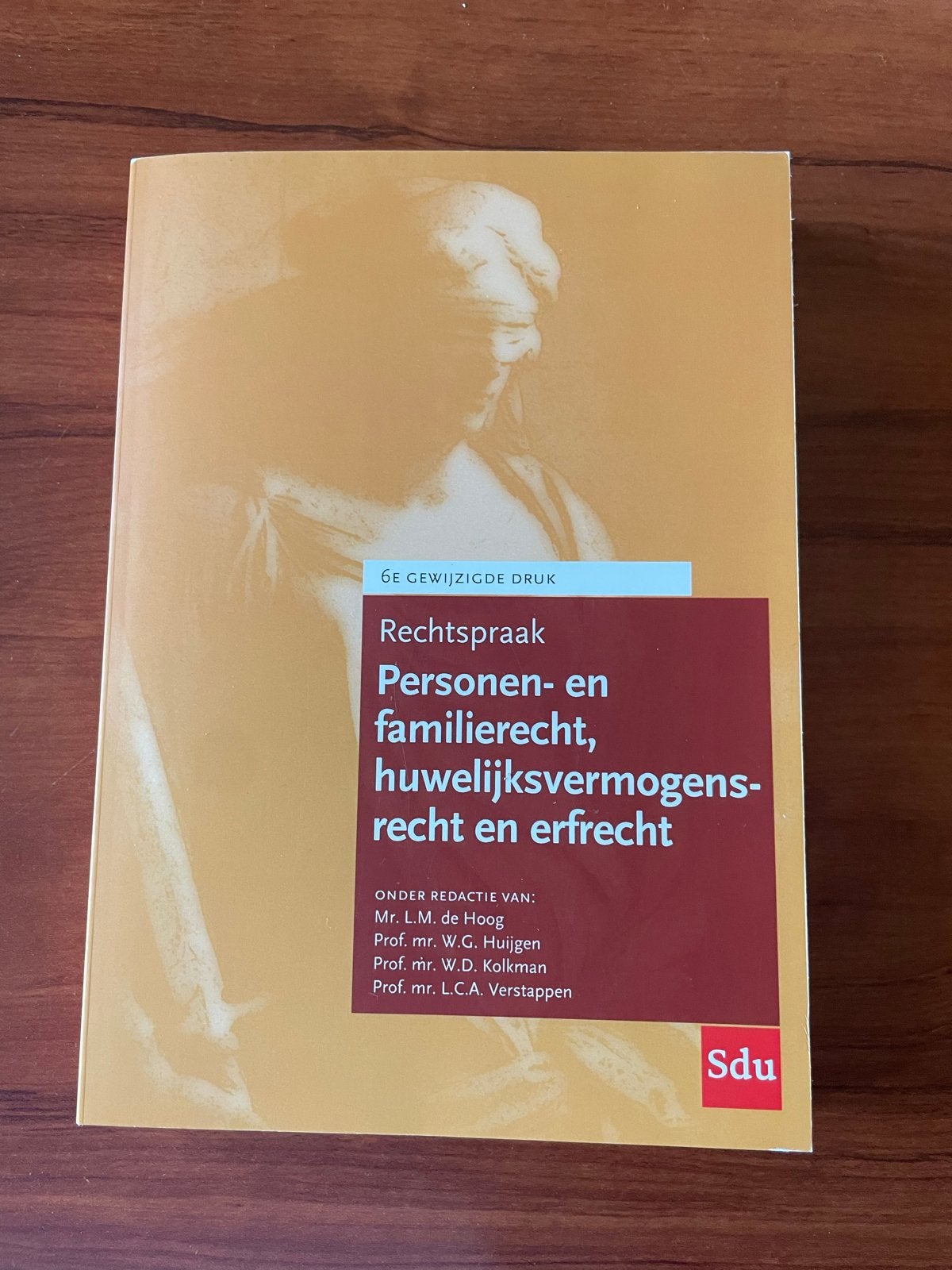 Rechtspraak Personen- en familierecht - 6e druk, Ophalen of Verzenden, Beta, Zo goed als nieuw, WO