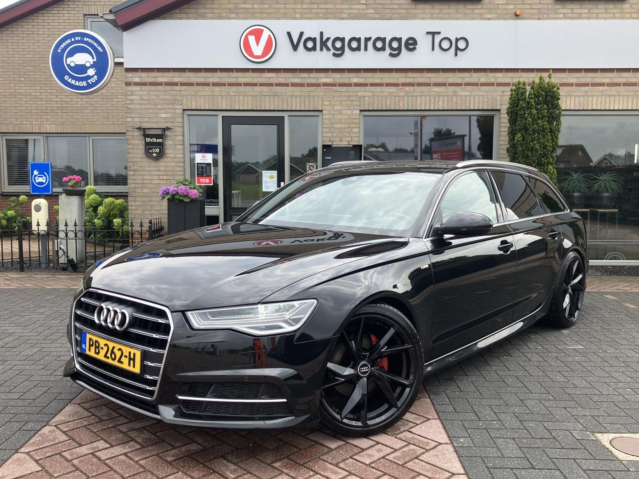Audi A6 Avant 1.8 TFSI ultra S-line Edition | HUD | Pano | T, Auto's, Automatische klimaatregeling, Leder en Stof, Zwart, Origineel Nederlands