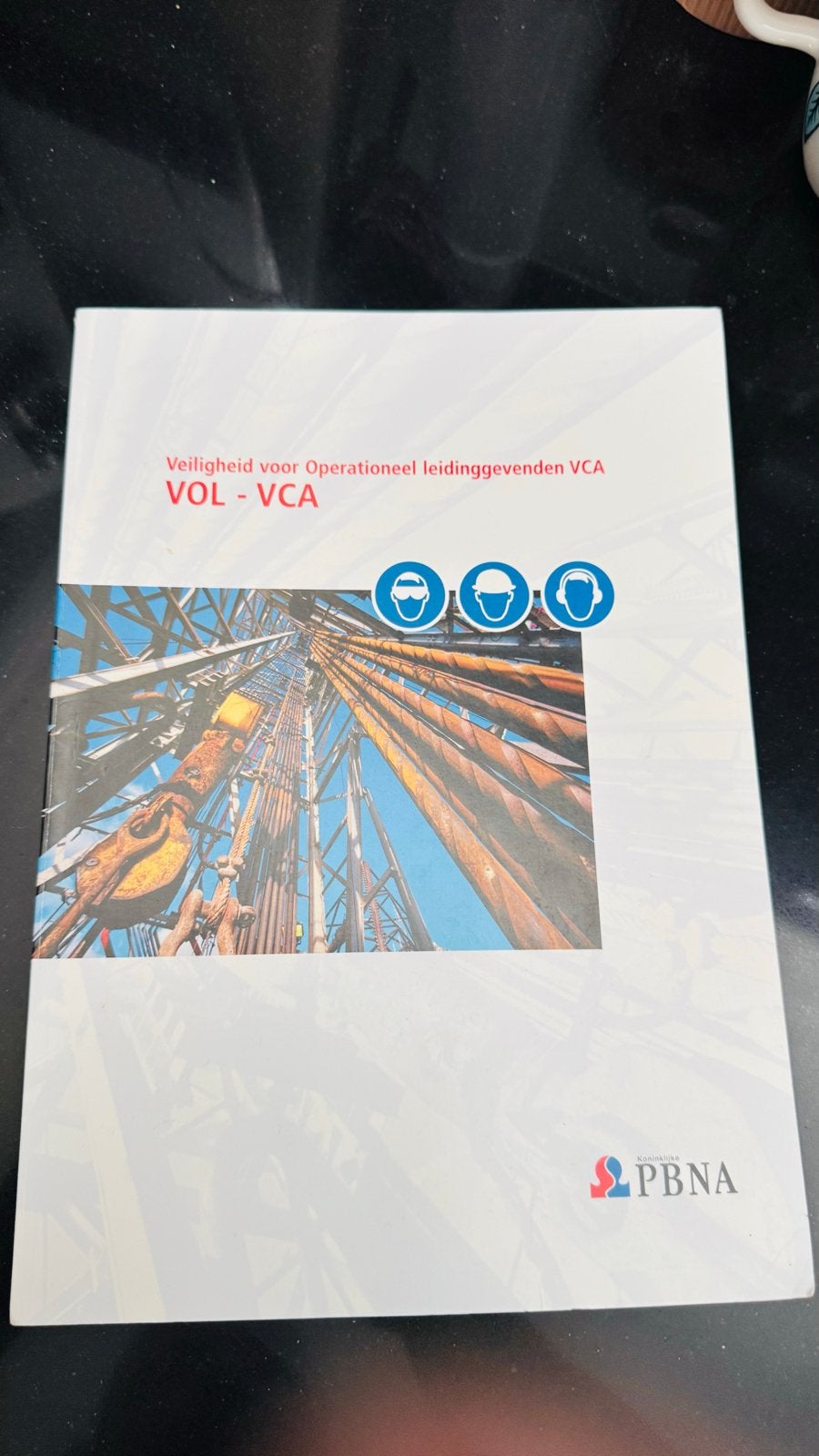VCA/VOL Veiligheid voor Operationeel leidinggevenden VCA, Ophalen, Zo goed als nieuw, MBO
