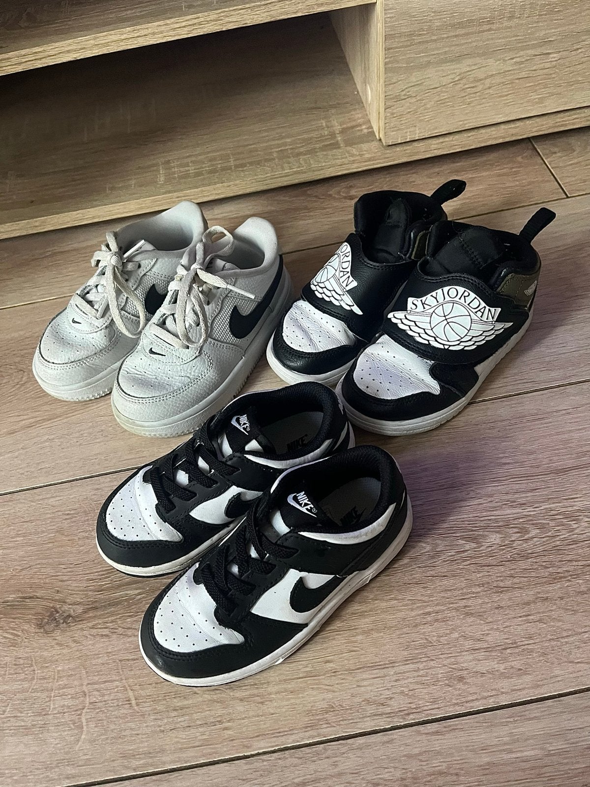 Nike sneakers voor kinderen - 3 paar, Ophalen, Gebruikt, Schoenen, Jongen