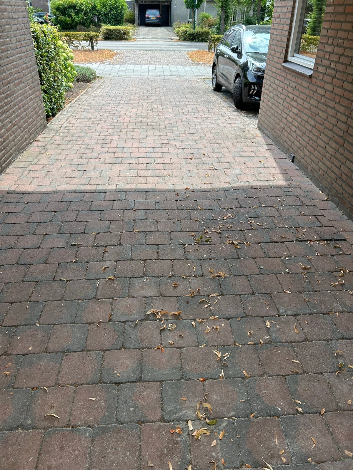 Gebruikte terrastegels en klinkers voor oprit of tuin, Ophalen, Gebruikt, Keramiek, 20 tot 40 cm