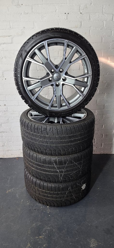 Audi A6/S6, 5x112, 265/35R19 Pirelli winterbanden, Gebruikt, 265 mm, Banden en Velgen, Winterbanden