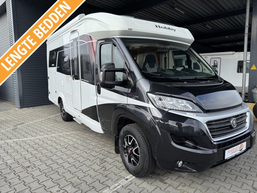 Hobby optima de luxe V65 CE, Caravans en Kamperen, Campers, Standaard zit, Ringverwarming, Fiat, Bedrijf