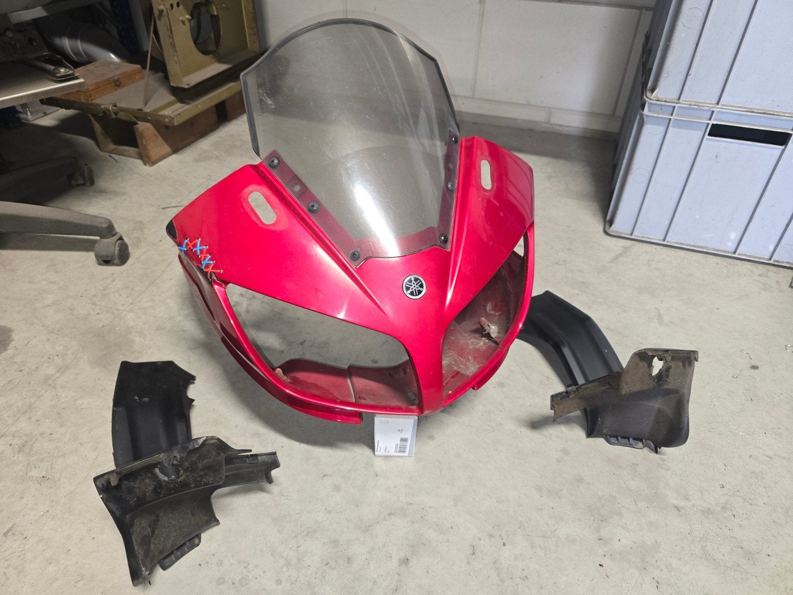 Yamaha Fazer 1000 (2001-2005) voorkuip rood - schade, Motoren, Ophalen, Gebruikt