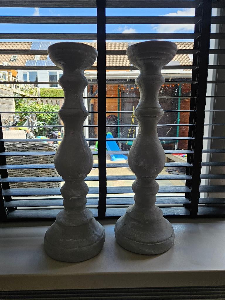 Stenen kandelaars, Huis en Inrichting, Woonaccessoires | Kandelaars en Kaarsen, Ophalen, Overige materialen, Gebruikt, 50 tot 75 cm