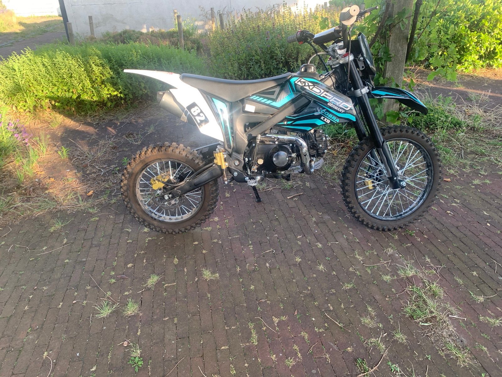 Kxd crossmotor 140cc (Duits), Fietsen en Brommers, Ophalen of Verzenden, Zo goed als nieuw, Pitbike