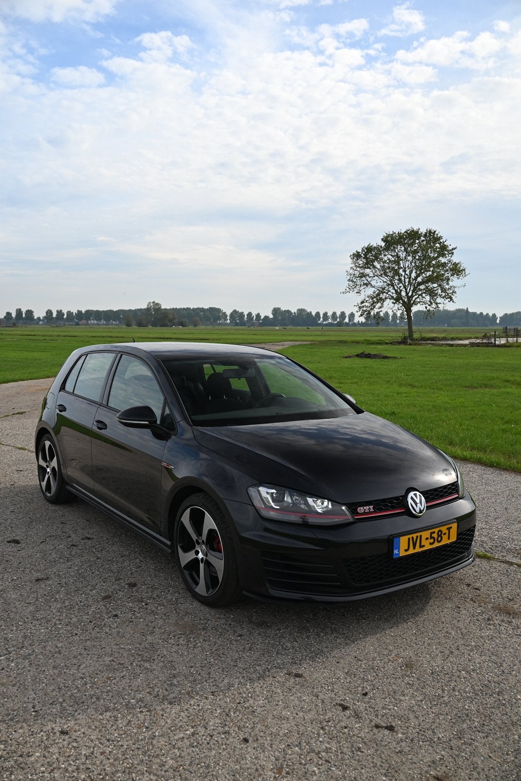 Volkswagen Golf 7 GTI performance (lees beschrijving), Voorwielaandrijving, 4 cilinders, 1984 cc, Zwart