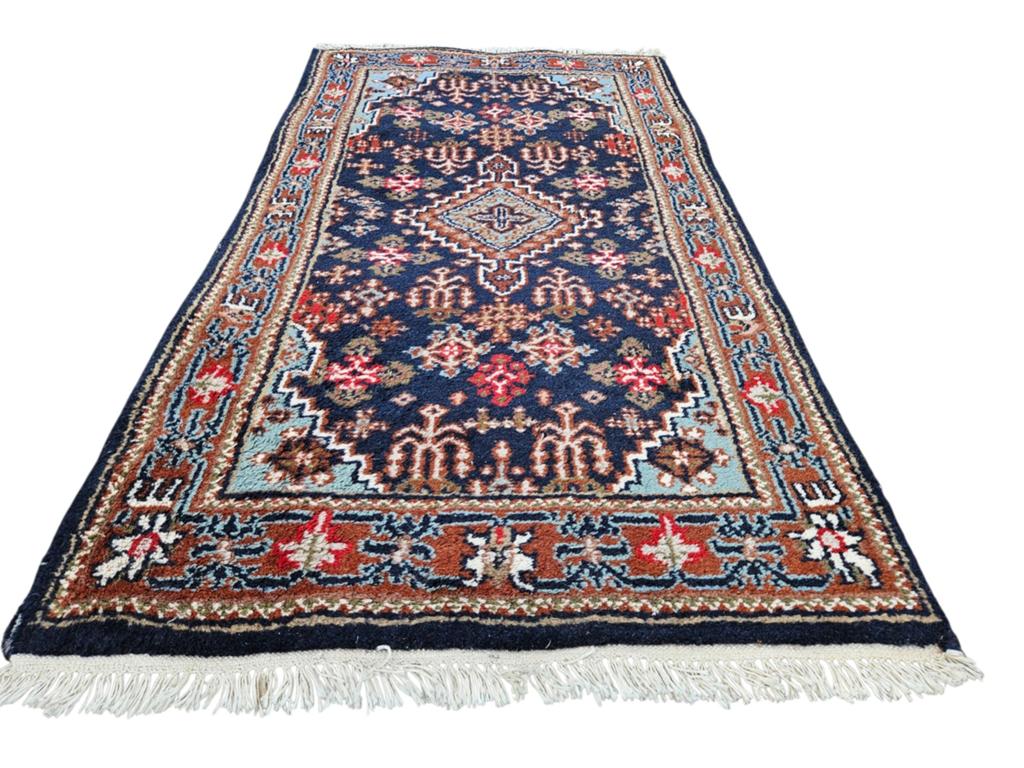 Prachtig handgeknoopt perzisch tapijt 92 x 160 cm, Gebruikt, 200 cm of meer, Ophalen of Verzenden, 200 cm of meer