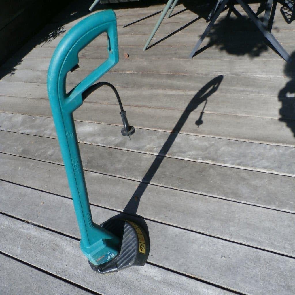 Bosch ART 23 elektrisch - gebruikt - Arnhem-Zuid - 5,00 -, Tuin en Terras, Ophalen, Gebruikt, Elektrisch, Bosch.