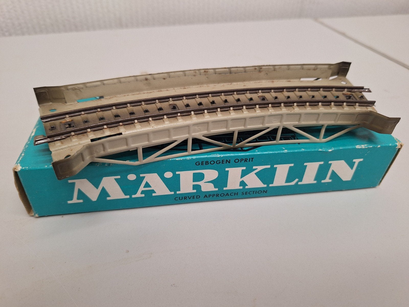 Märklin 7167 gebogen oprit, Ophalen of Verzenden, Wisselstroom, Rails, Märklin