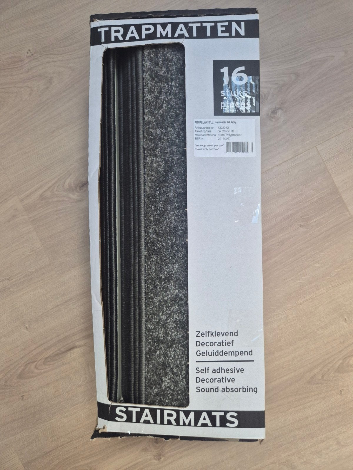 Set van 16 grijze hoogpolige trapmatten (nieuwstaat), Minder dan 50 cm, 50 tot 100 cm, Ophalen of Verzenden, Zo goed als nieuw