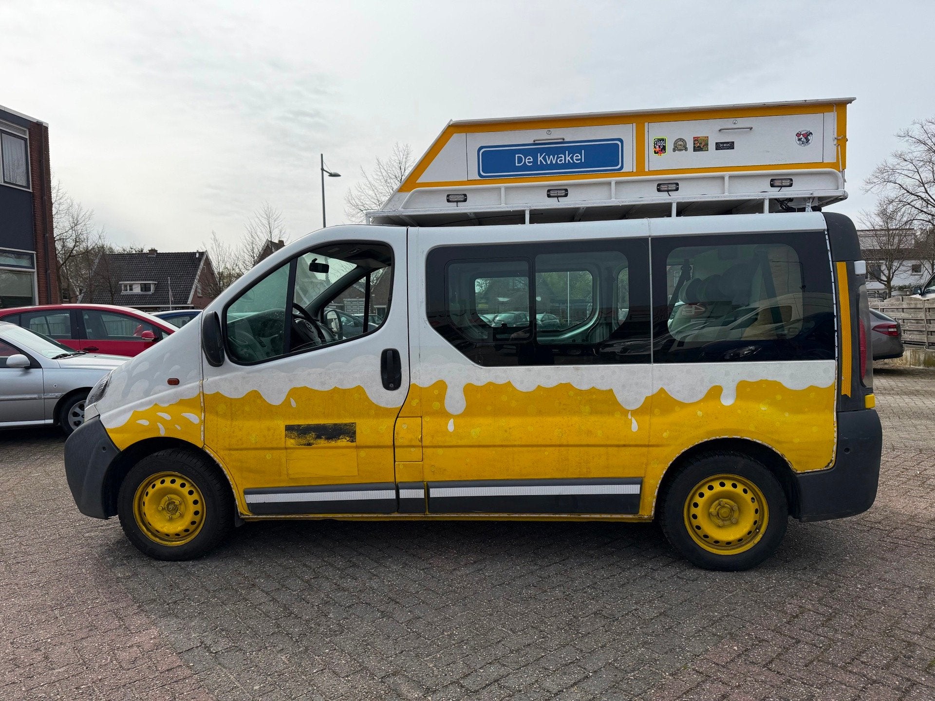 Opel Vivaro Combi 1.9DTi,Pers.Bus.Versnellingsbak,KAPOT, Auto's, Opel, 2000 kg, 1820 kg, Wit, Bedrijf