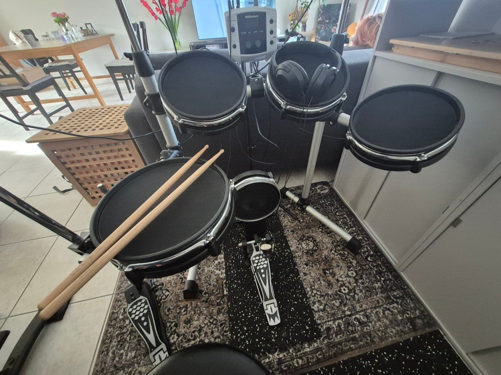 Millenium MPS-150X E-Drumset + Drumkruk + Stokken, Ophalen, Zo goed als nieuw, Overige merken, Elektronisch