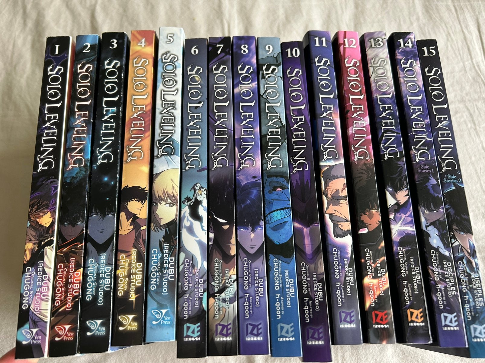 Solo leveling 1-15 (engels), Eén comic, Ophalen of Verzenden, Zo goed als nieuw, Japan (Manga)