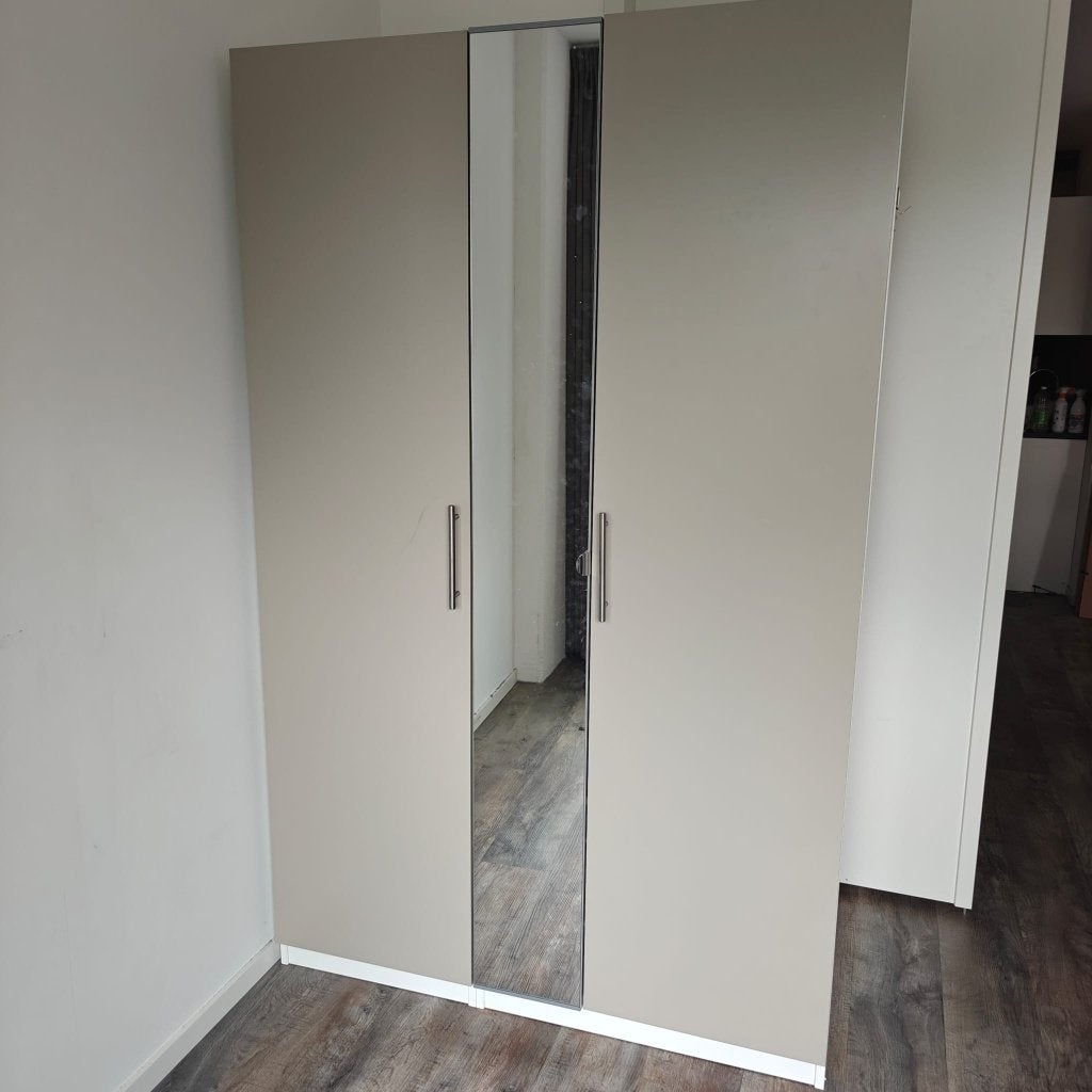 Ikea kledingkast pax / forsand, Ophalen, Gebruikt, 200 cm of meer, Met plank(en)