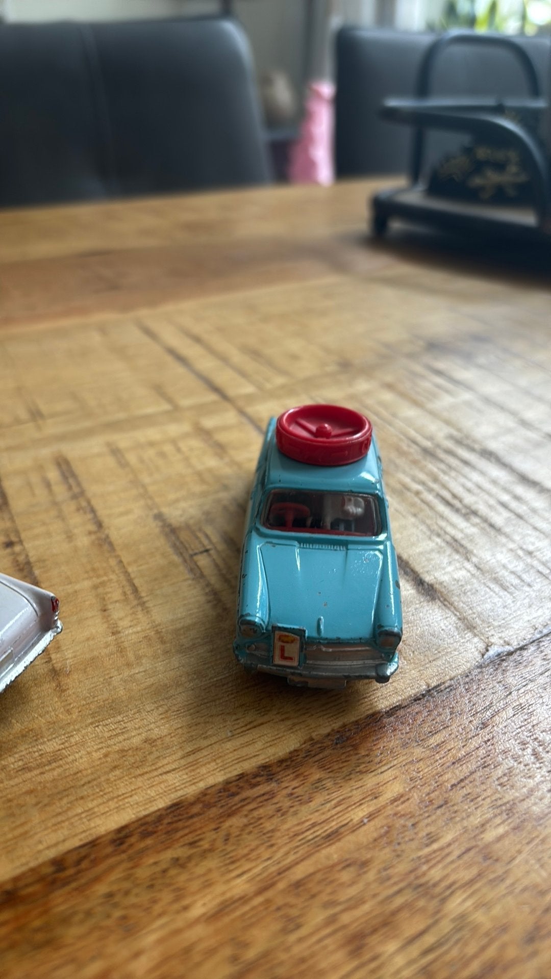 1x corgi toys 1:43 Austin A60 lesauto, Hobby en Vrije tijd, Ophalen of Verzenden, Zo goed als nieuw, Auto, Corgi