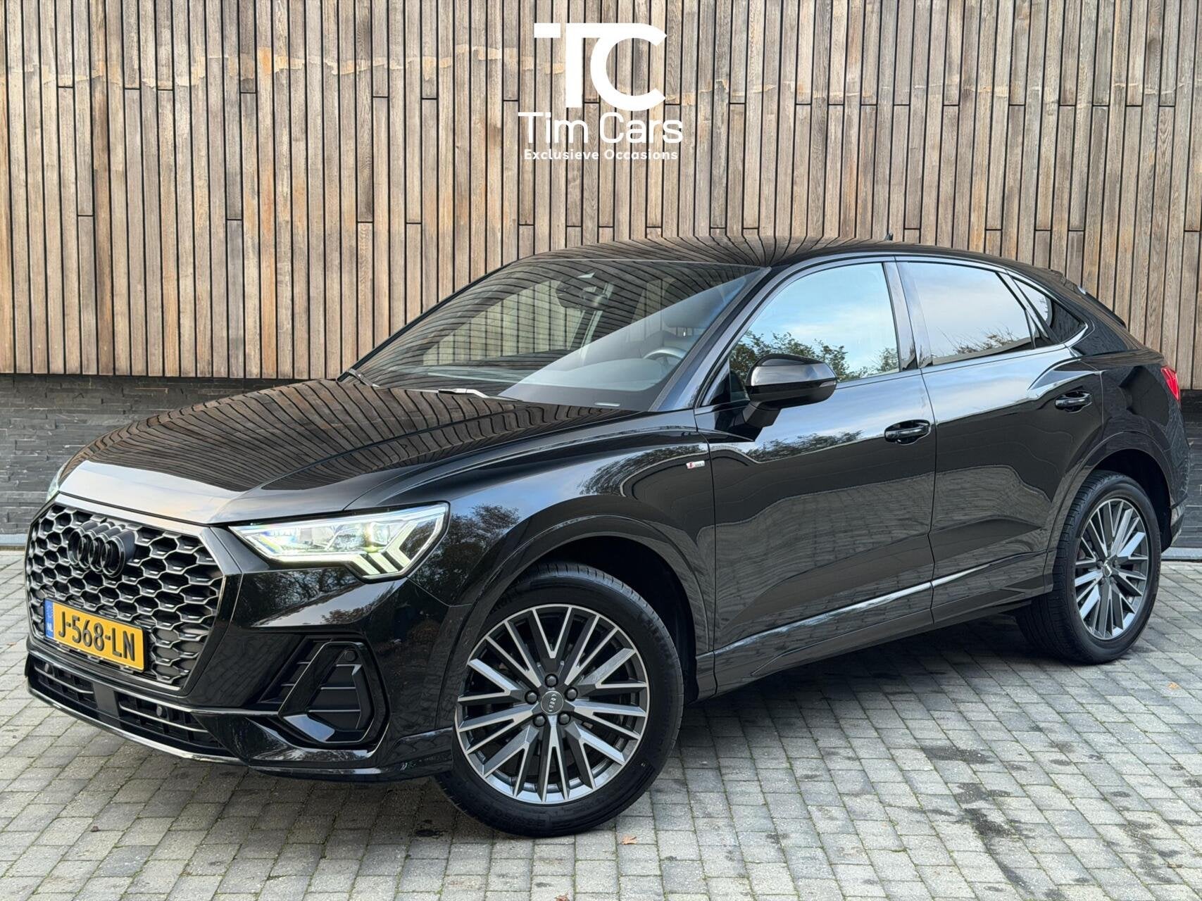 Audi Q3 35 TFSI S edition Sportback Automaat | Zwart optiek, Auto's, 15 km/l, Euro 6, 4 cilinders, 150 pk