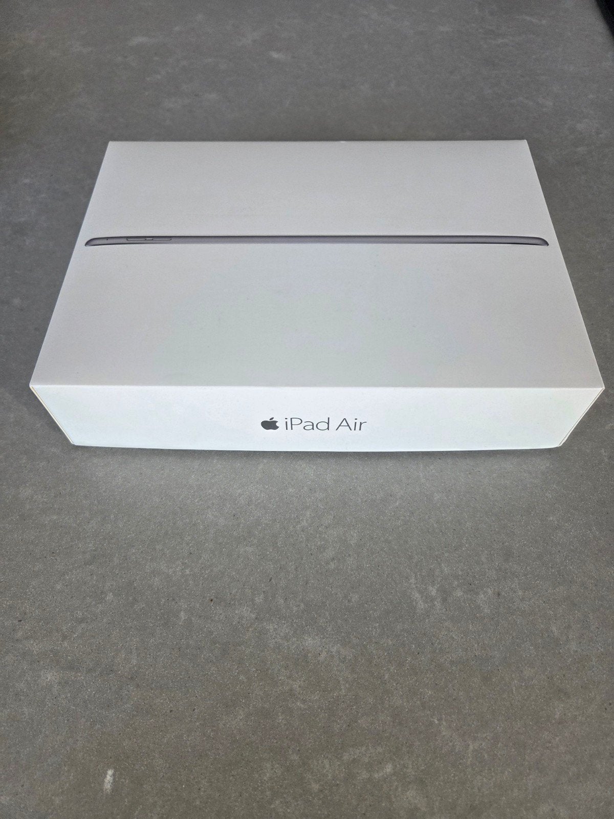 Ipd Air 2, 32GB, overcompleet.