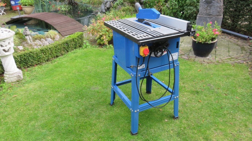 Z.g.a.n. 1500W. Zaagtafel/tafelzaag met afzuiging, Ophalen, Cirkelzaag, 70 mm of meer, Zo goed als nieuw