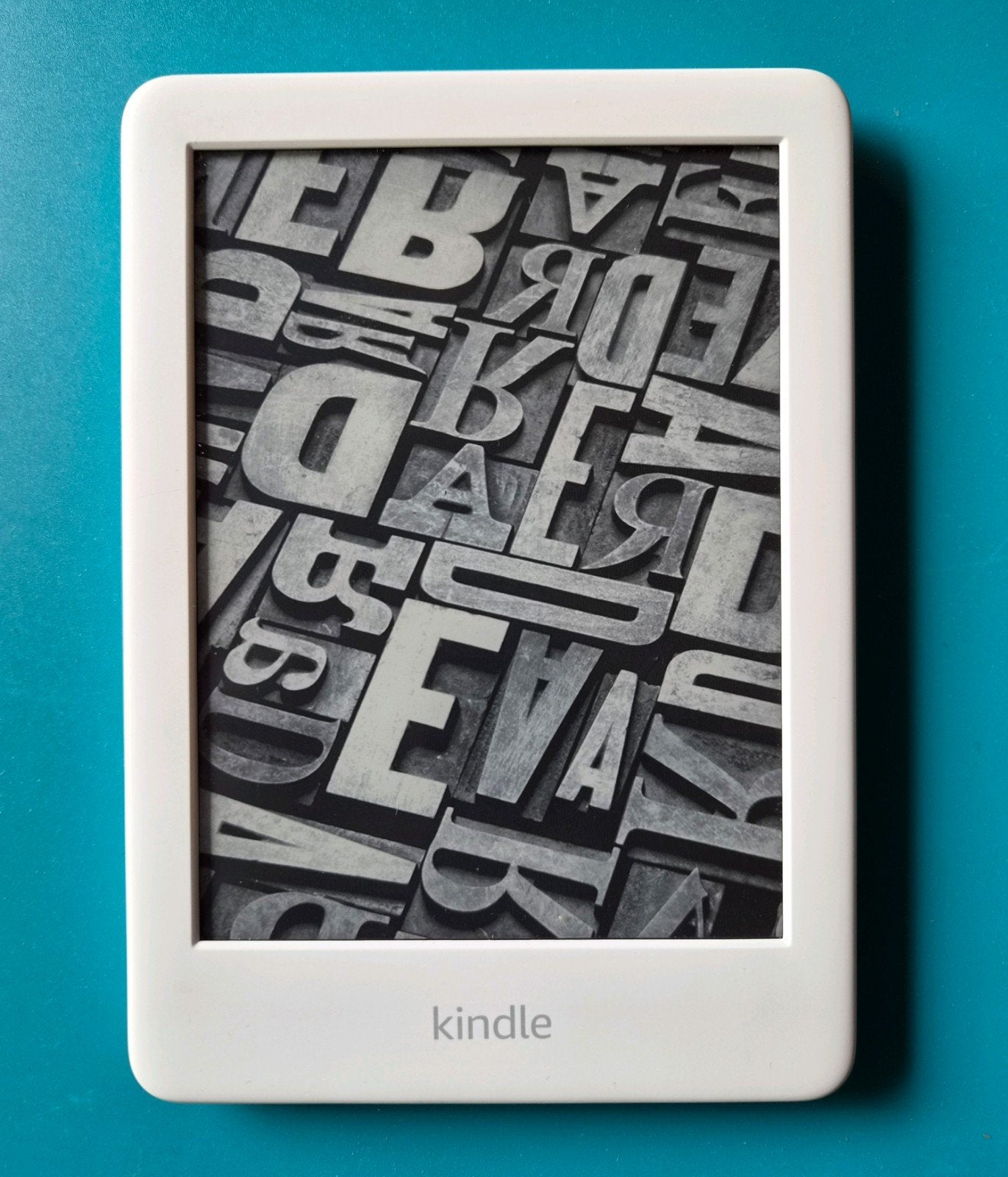 Amazon Kindle 10th generation ereader, Gebruikt, 6 inch of minder, Amazon Kindle, Ophalen of Verzenden