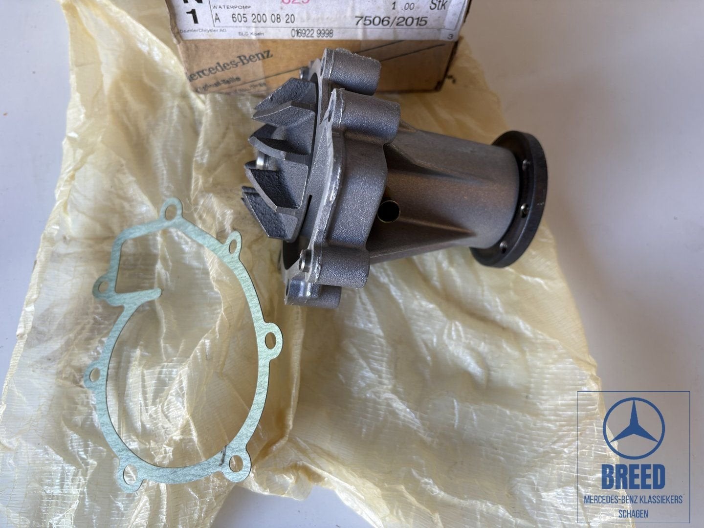 NOS waterpomp voor Mercedes-Benz W124 W202 W210 W140 W463 Tu, Auto-onderdelen, -, Nieuw, Ophalen of Verzenden, -