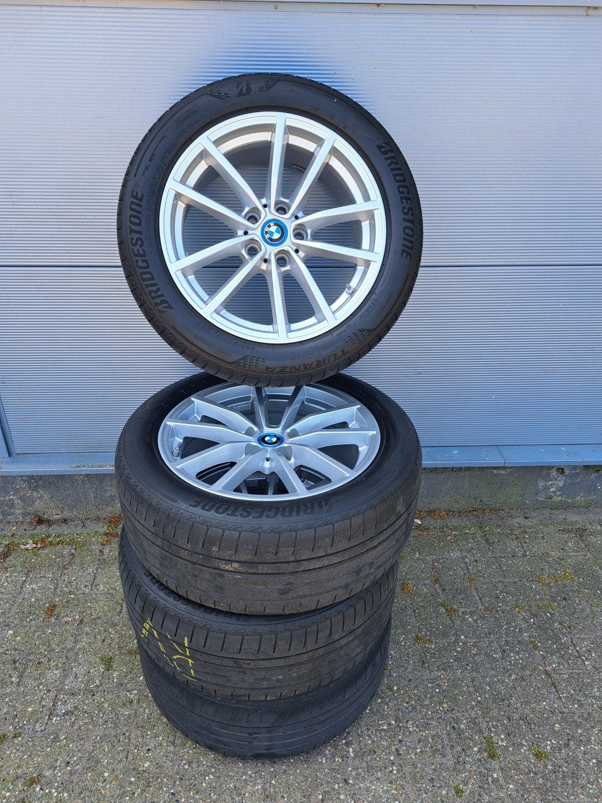 Originele 17 inch BMW wielenset voor o.a. 3 serie, Auto-onderdelen, Banden en Velgen, Ophalen, Banden en Velgen, 17 inch, Winterbanden