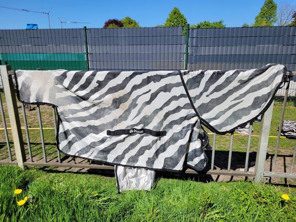Bucas Buzz-off full neck 5.6 125/168, Dieren en Toebehoren, Ophalen of Verzenden