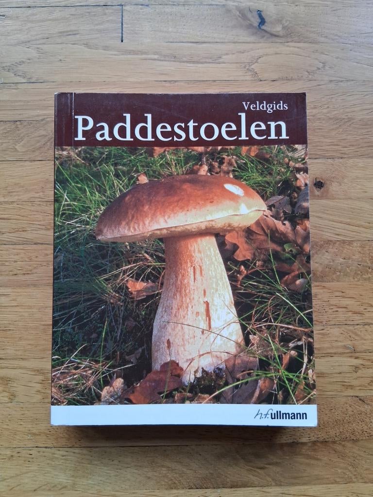 Veldgids paddestoelen meer dan 400 soorten in woord en beeld, Ophalen of Verzenden, Zo goed als nieuw, Vogels