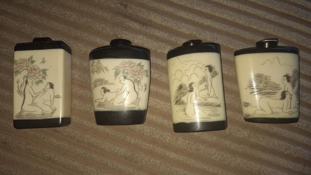 Uit been gegraveerde parfum flesjes sex afbeeldingen, Ophalen