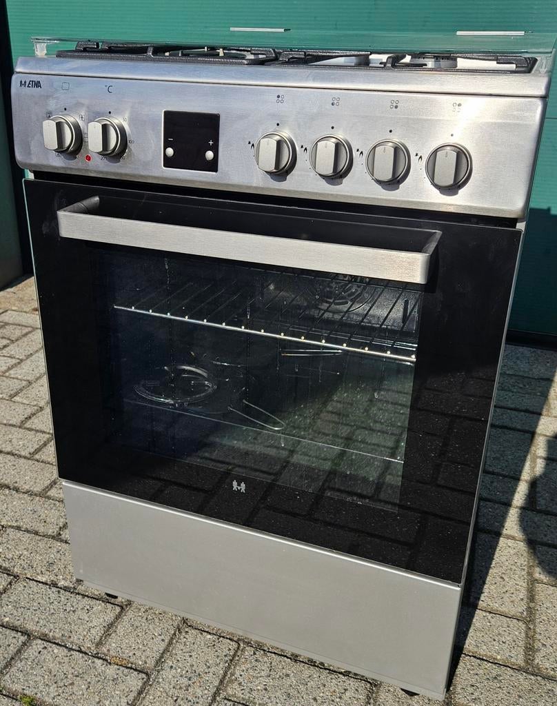 Zeer nette Etna FGV460RVS gasfornuis. Met heteluchtoven, Witgoed en Apparatuur, Fornuizen, Grill, Zo goed als nieuw, Gas, Vrijstaand