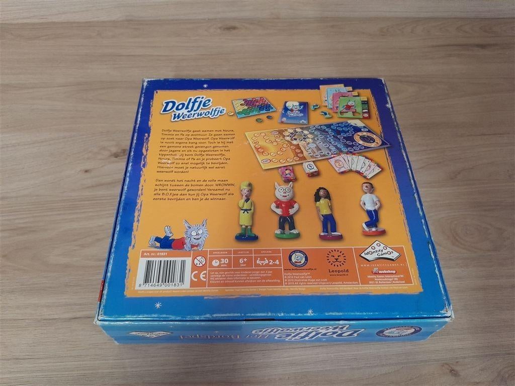 dolfje weerwolfje het bordspel - s3445, Hobby en Vrije tijd, Gezelschapsspellen | Bordspellen, Verzenden, Zo goed als nieuw
