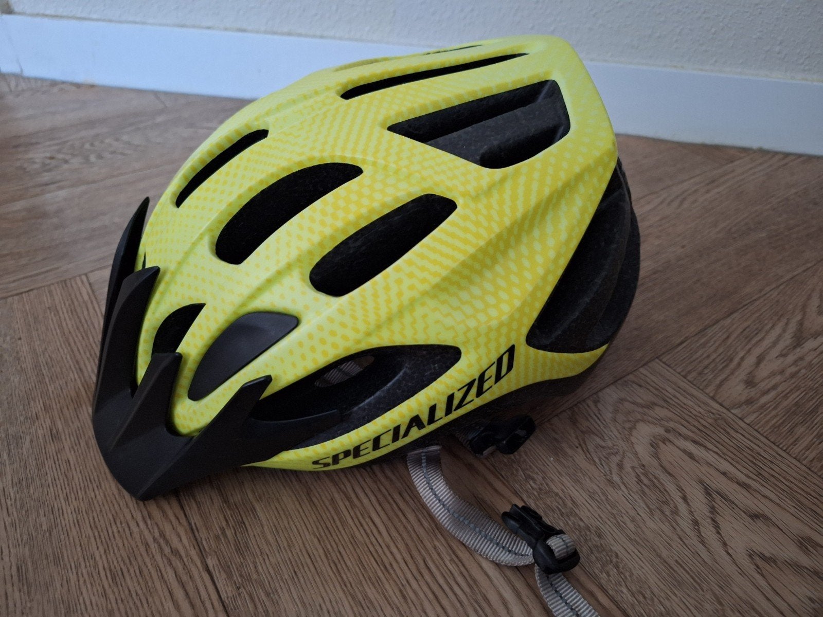 Specialized fietshelm 54-62 cm, Specialized, Overige maten, Ophalen of Verzenden, Zo goed als nieuw