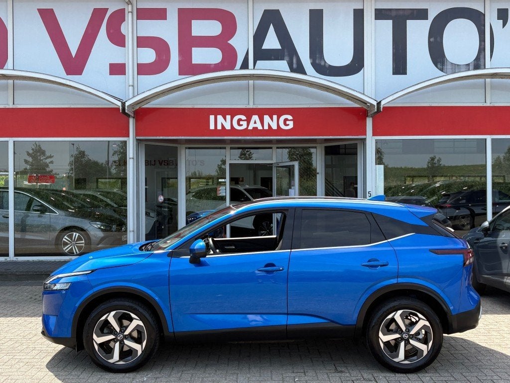 Nissan QASHQAI 1.3 MHEV AUT. 158PK LED PANO-DAK NAVI 360-CAM, Auto's, Automaat, Gebruikt, Met garantie (alle), Blauw