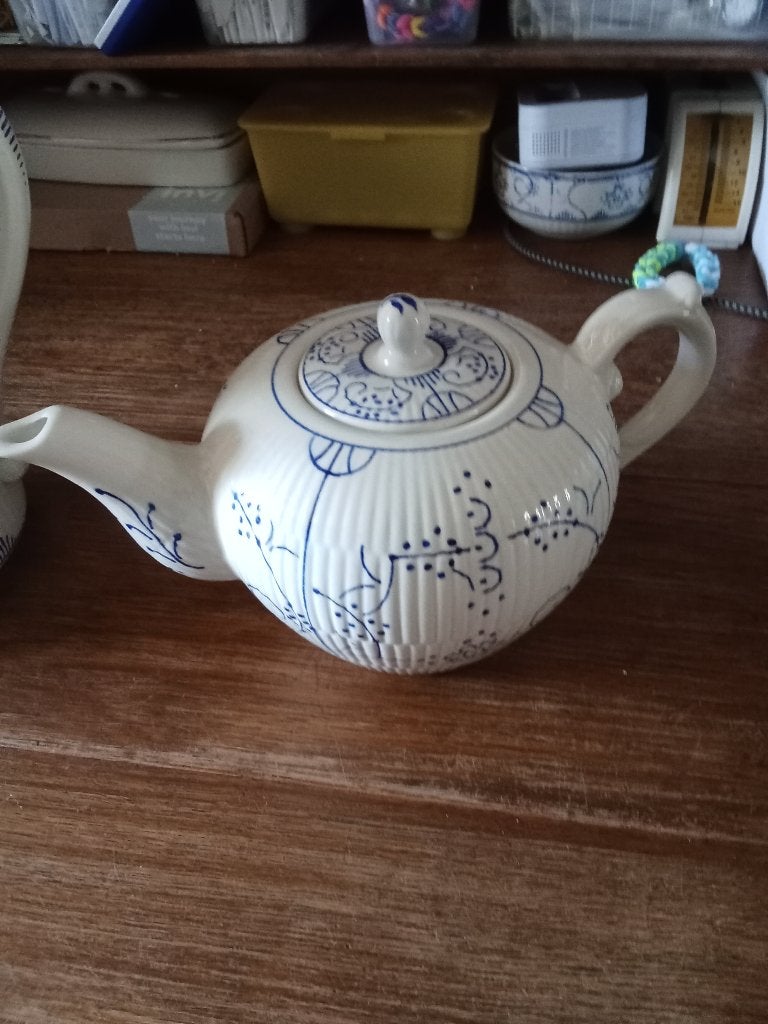 puntgave theepot boch copenhague, Ophalen of Verzenden