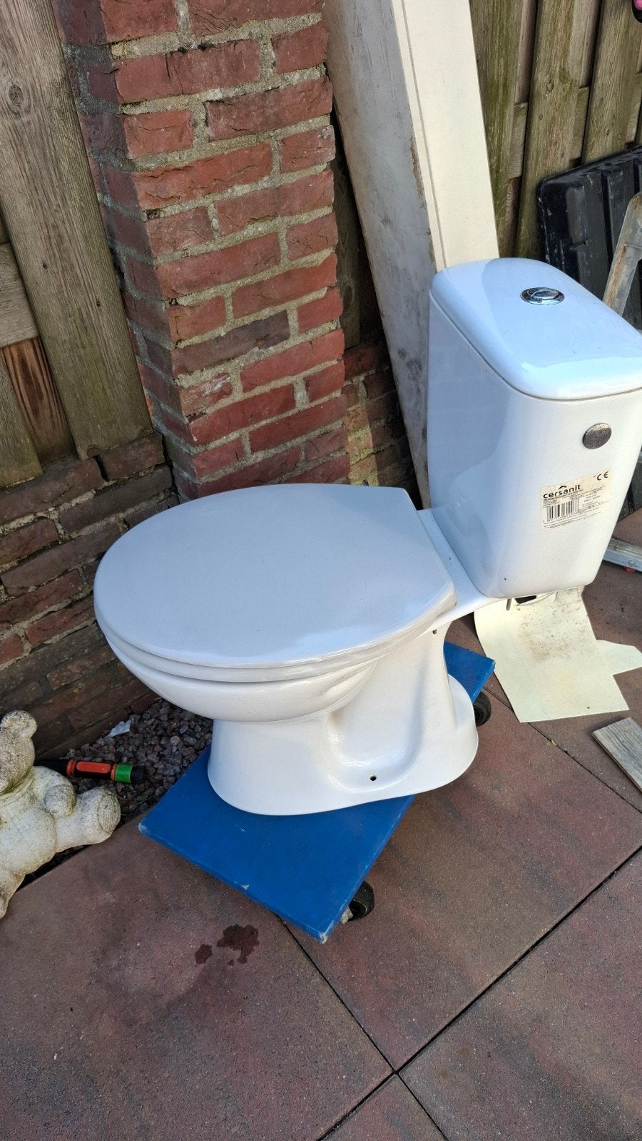 Cersanit Toiletpot met reservoir, Ophalen of Verzenden